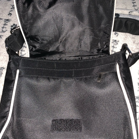 Puma black nylon adjustable strap crossbody bag unisex - Picture 4 of 11